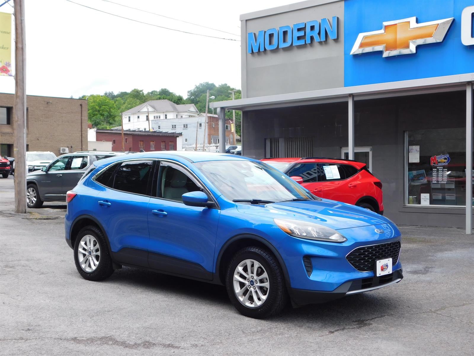 2020 Ford Escape SE