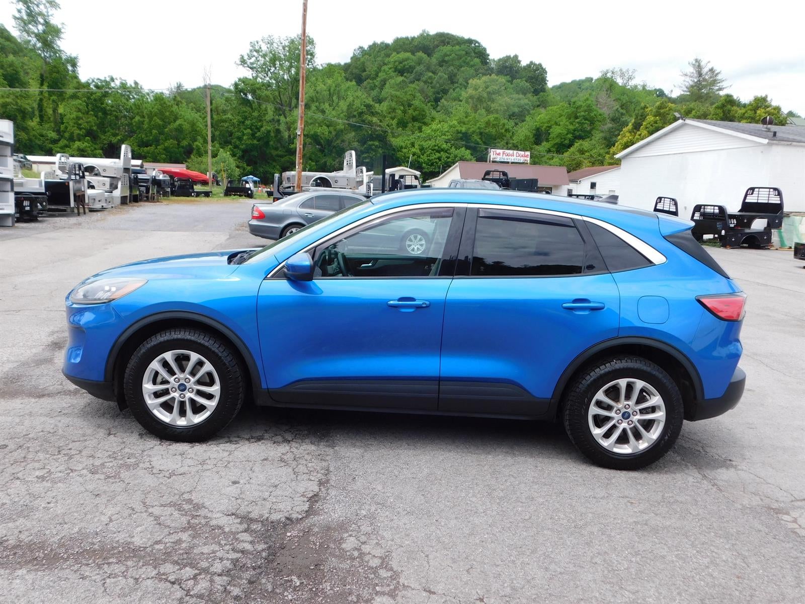 2020 Ford Escape SE