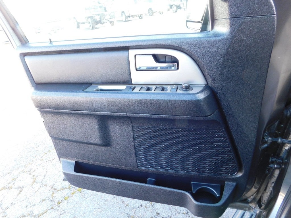 2017 Ford Expedition EL XLT