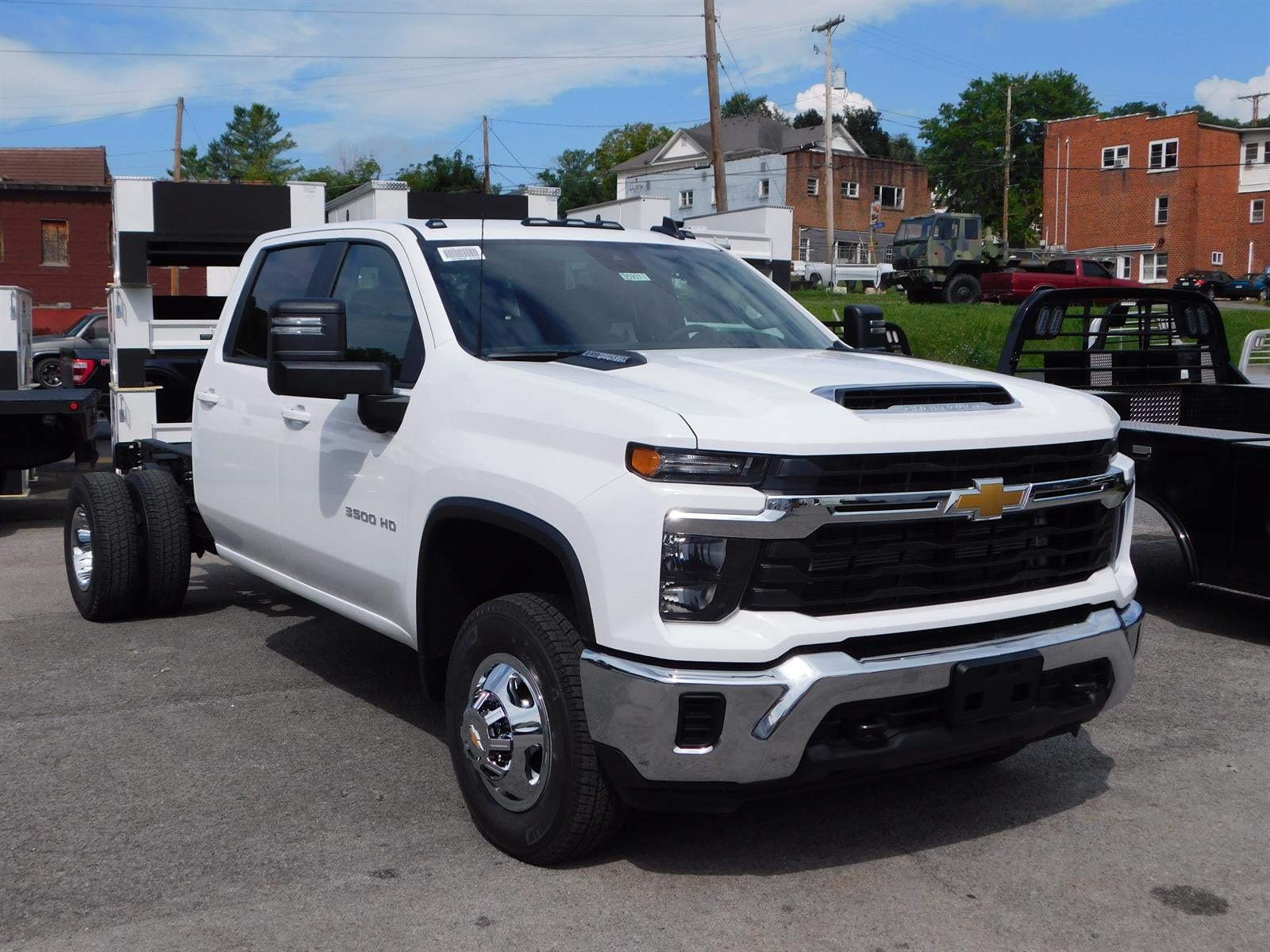 2026 Chevrolet Silverado 3500 HD Chassis Cab LT