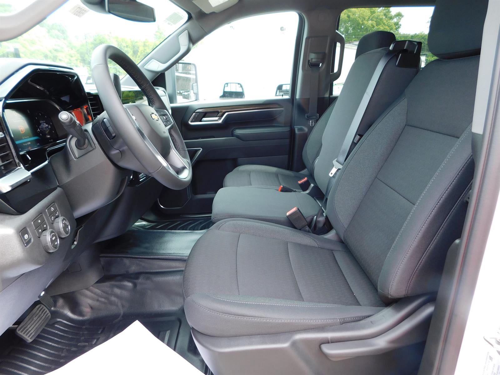 2026 Chevrolet Silverado 3500 HD Chassis Cab LT