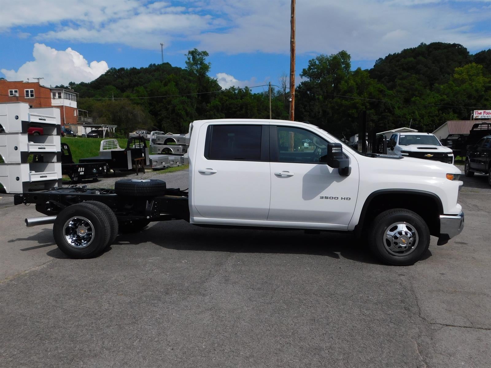 2026 Chevrolet Silverado 3500 HD Chassis Cab LT