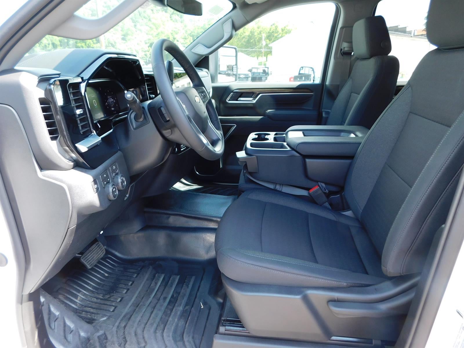 2026 Chevrolet Silverado 3500 HD Chassis Cab LT