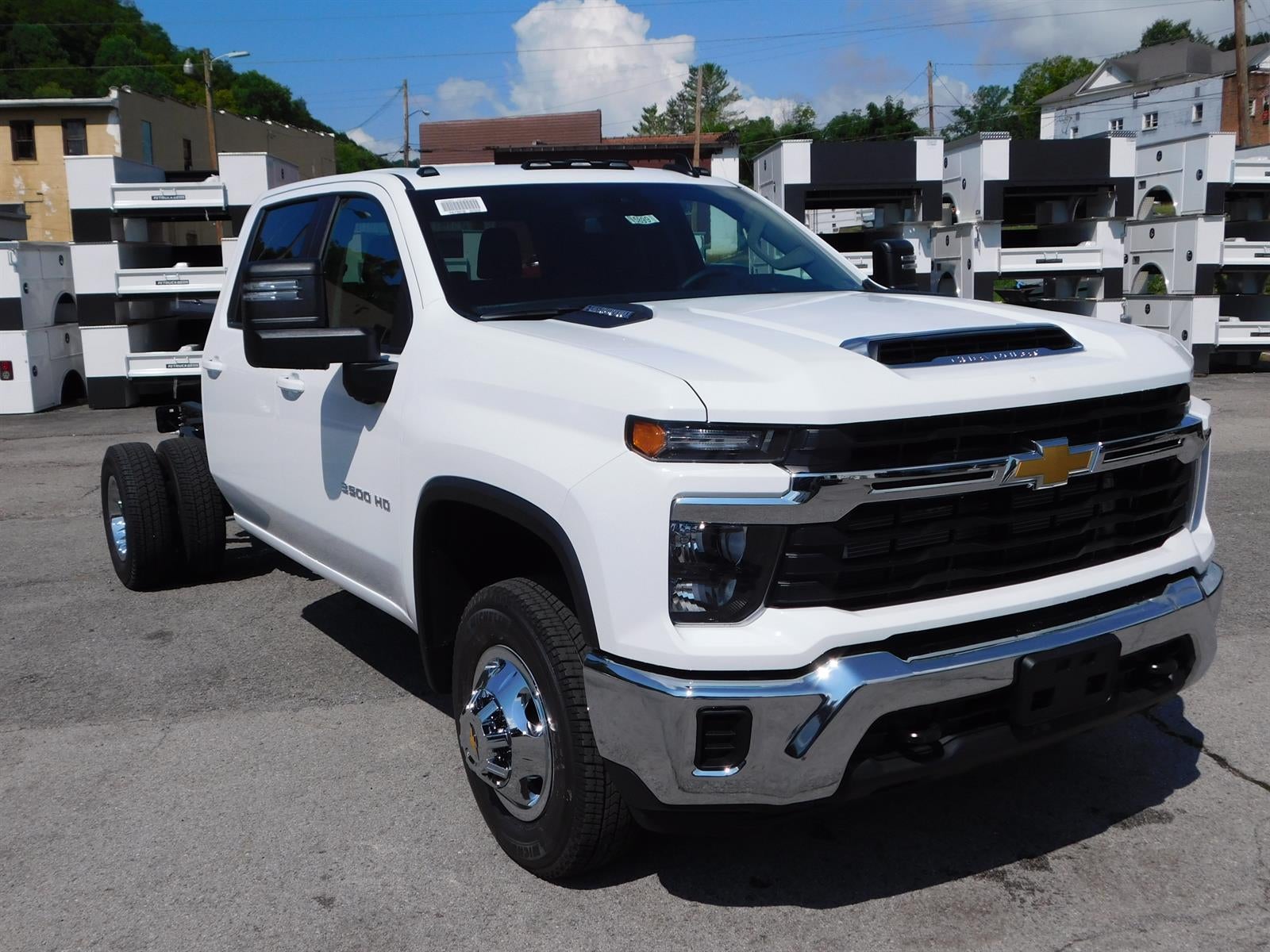 2026 Chevrolet Silverado 3500 HD Chassis Cab LT