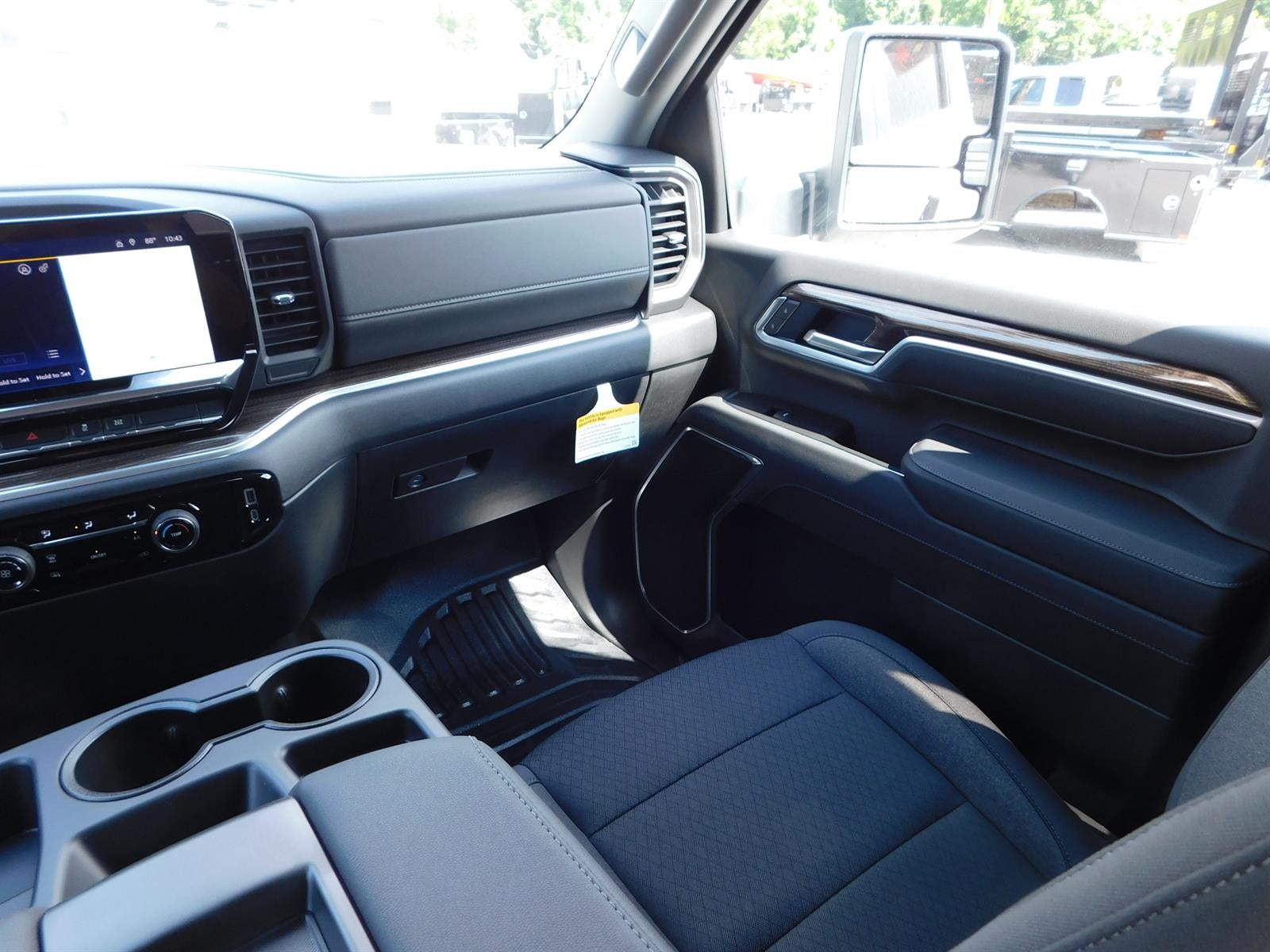 2026 Chevrolet Silverado 3500 HD Chassis Cab LT