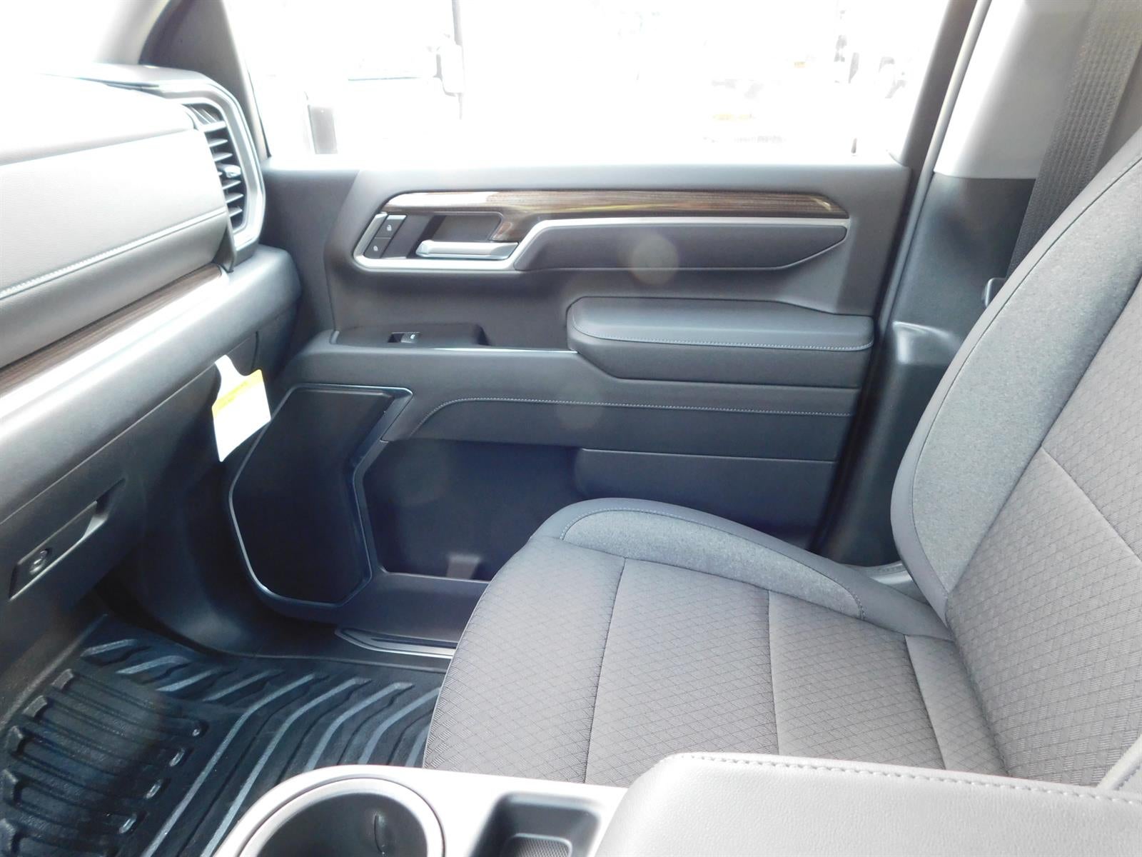 2026 Chevrolet Silverado 3500 HD Chassis Cab LT