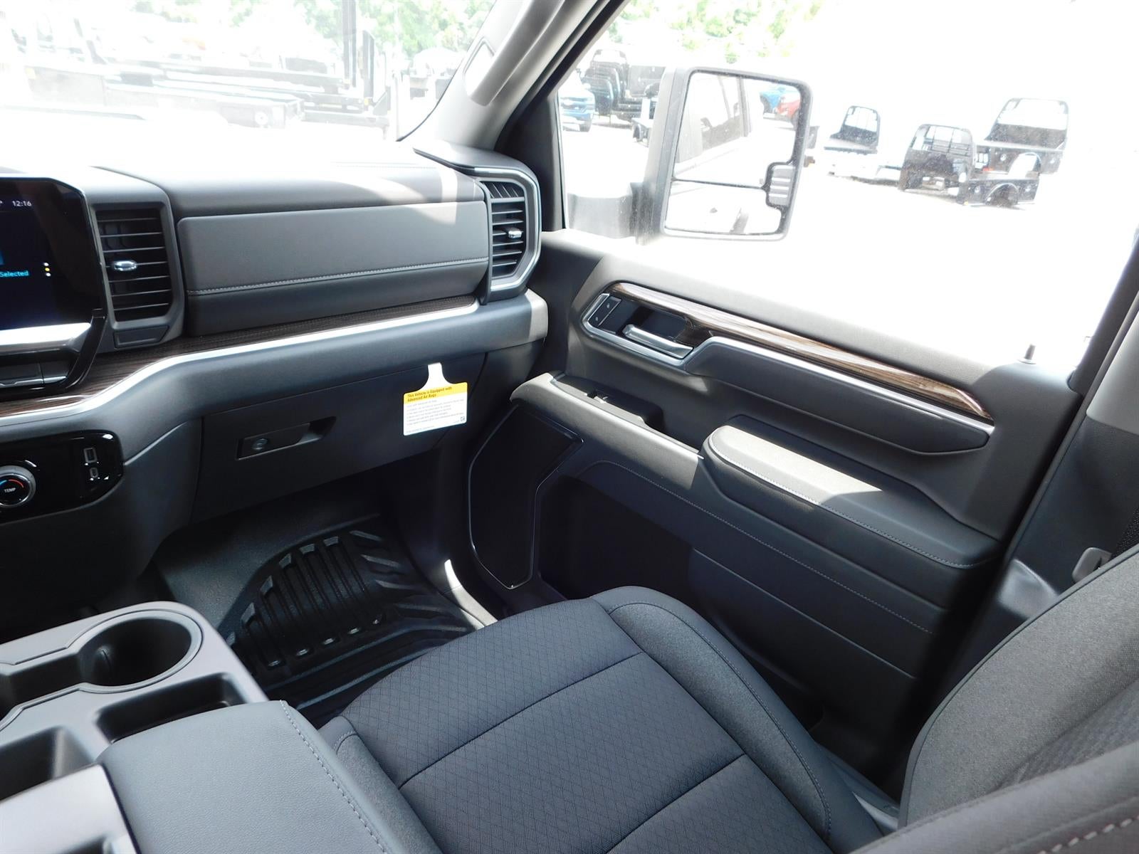 2026 Chevrolet Silverado 3500 HD Chassis Cab LT