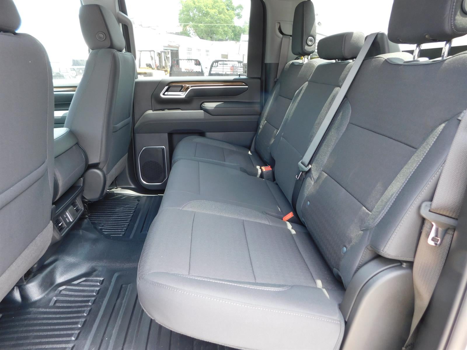 2026 Chevrolet Silverado 3500 HD Chassis Cab LT