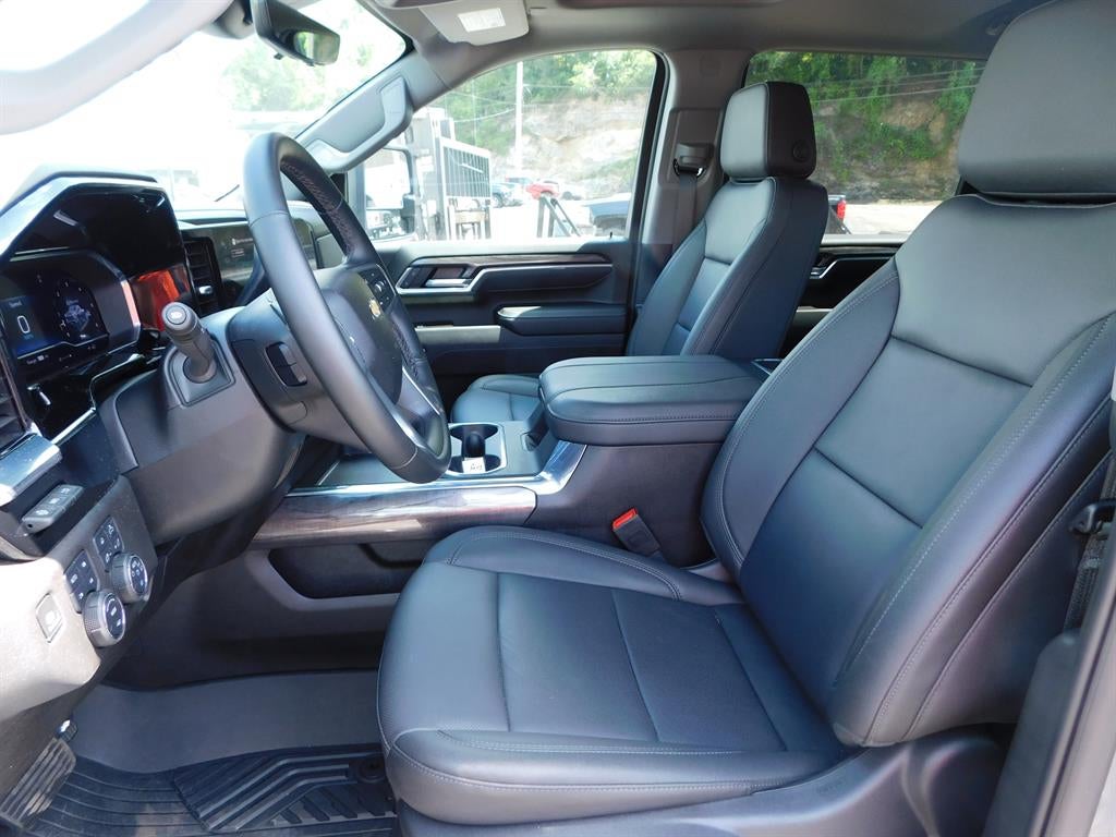 2025 Chevrolet Silverado 2500 HD LTZ