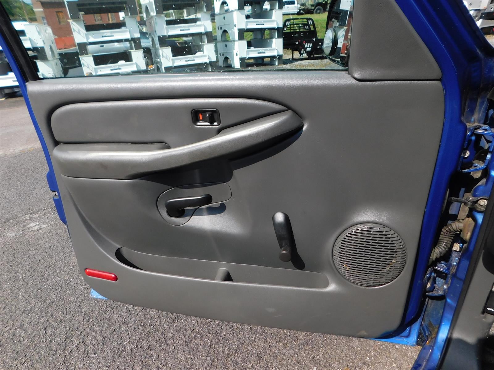 2004 Chevrolet Silverado 1500 Base
