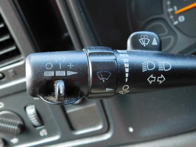 2004 Chevrolet Silverado 1500 Base