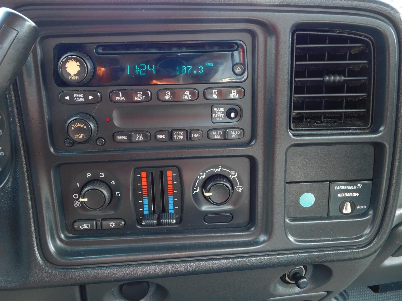 2004 Chevrolet Silverado 1500 Base