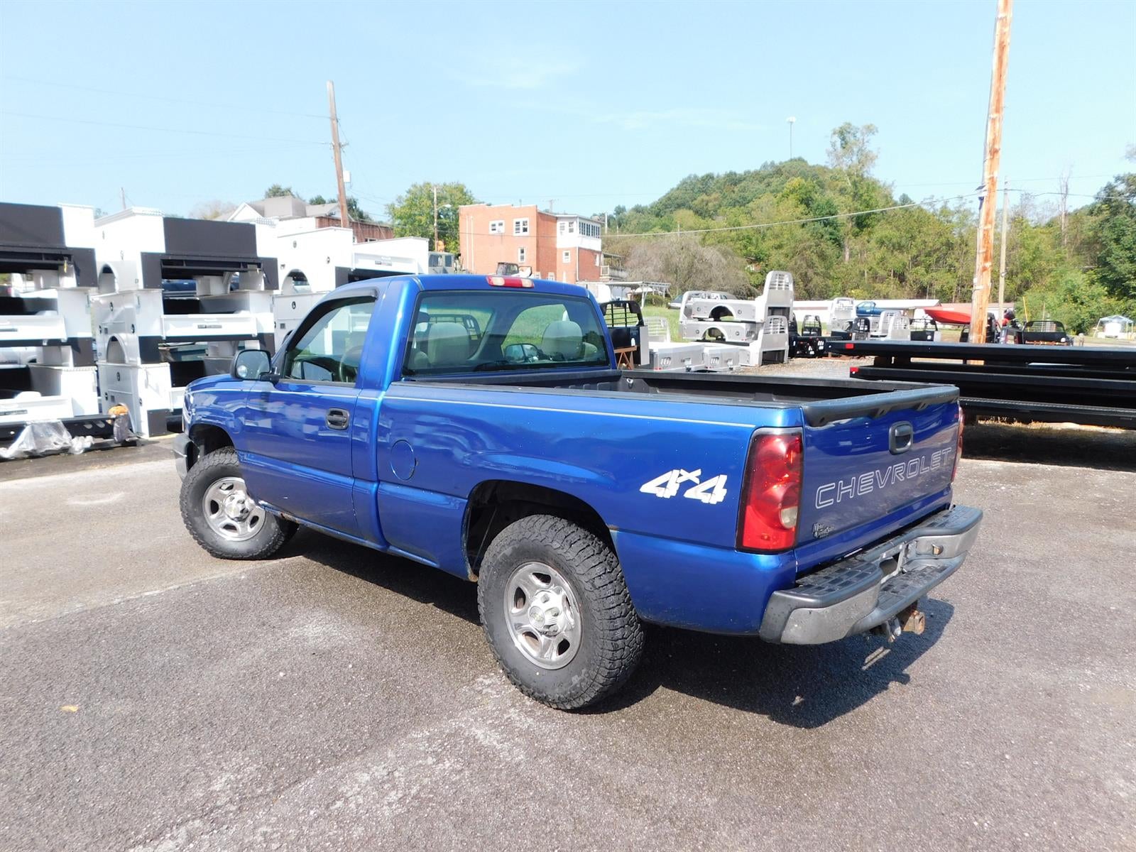 2004 Chevrolet Silverado 1500 Base