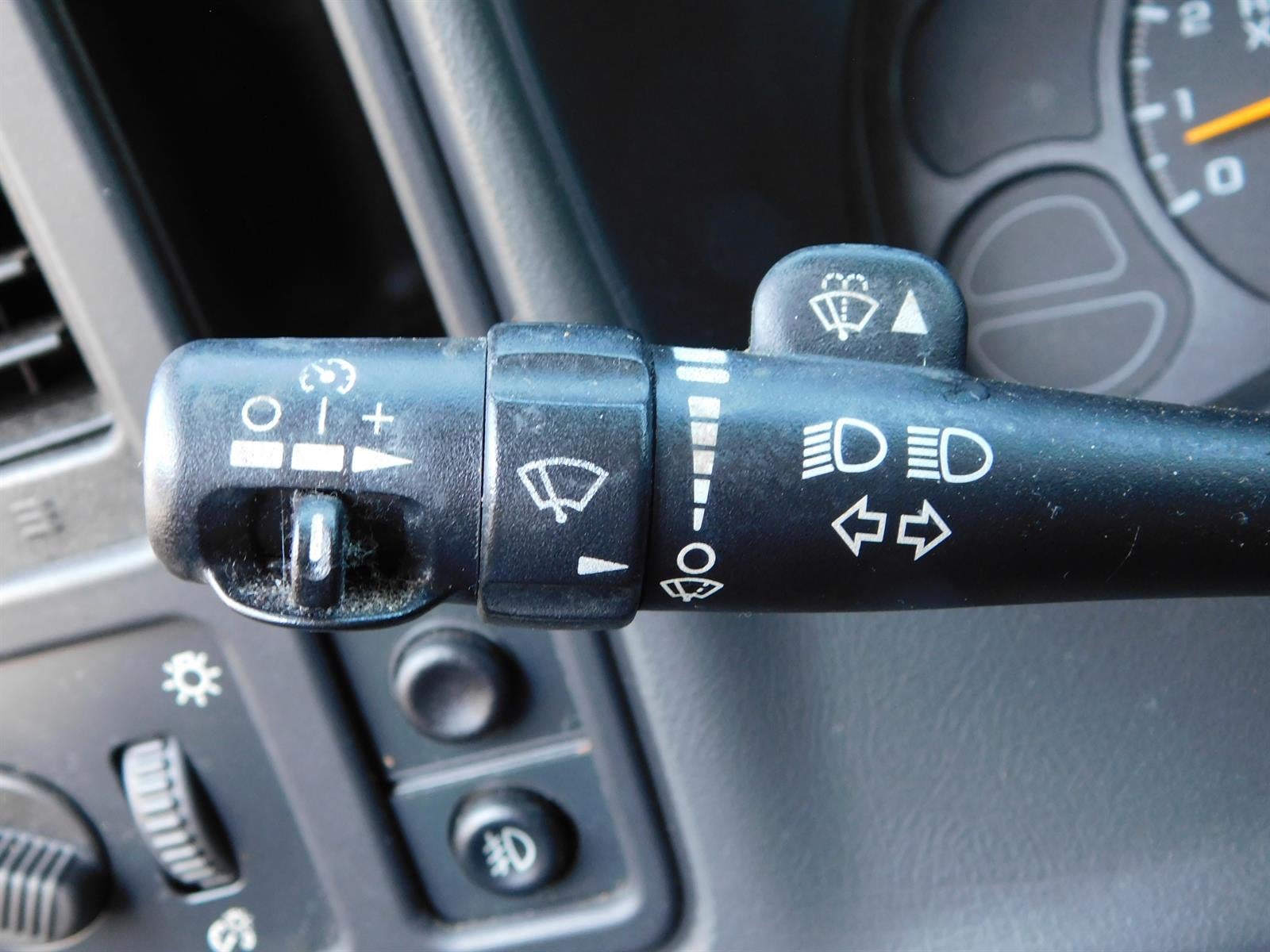 2003 Chevrolet Silverado 1500 LS