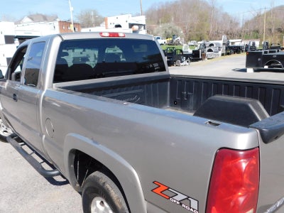 2003 Chevrolet Silverado 1500 LS