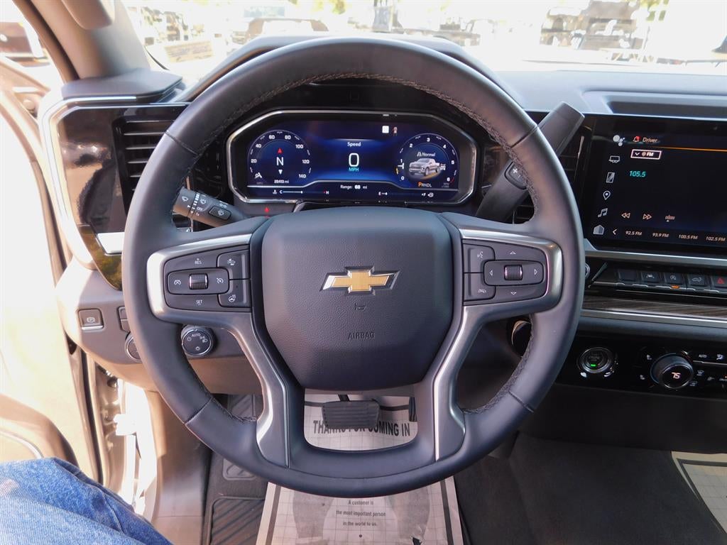 2023 Chevrolet Silverado 1500 LT (2FL)