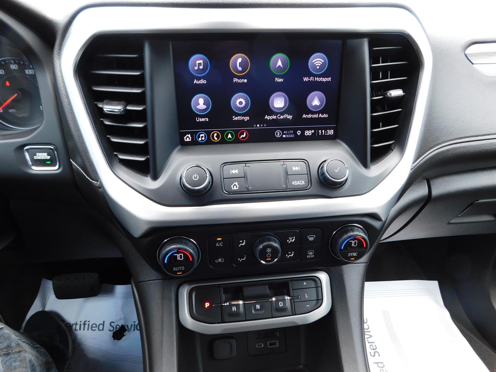 2023 GMC Acadia SLT