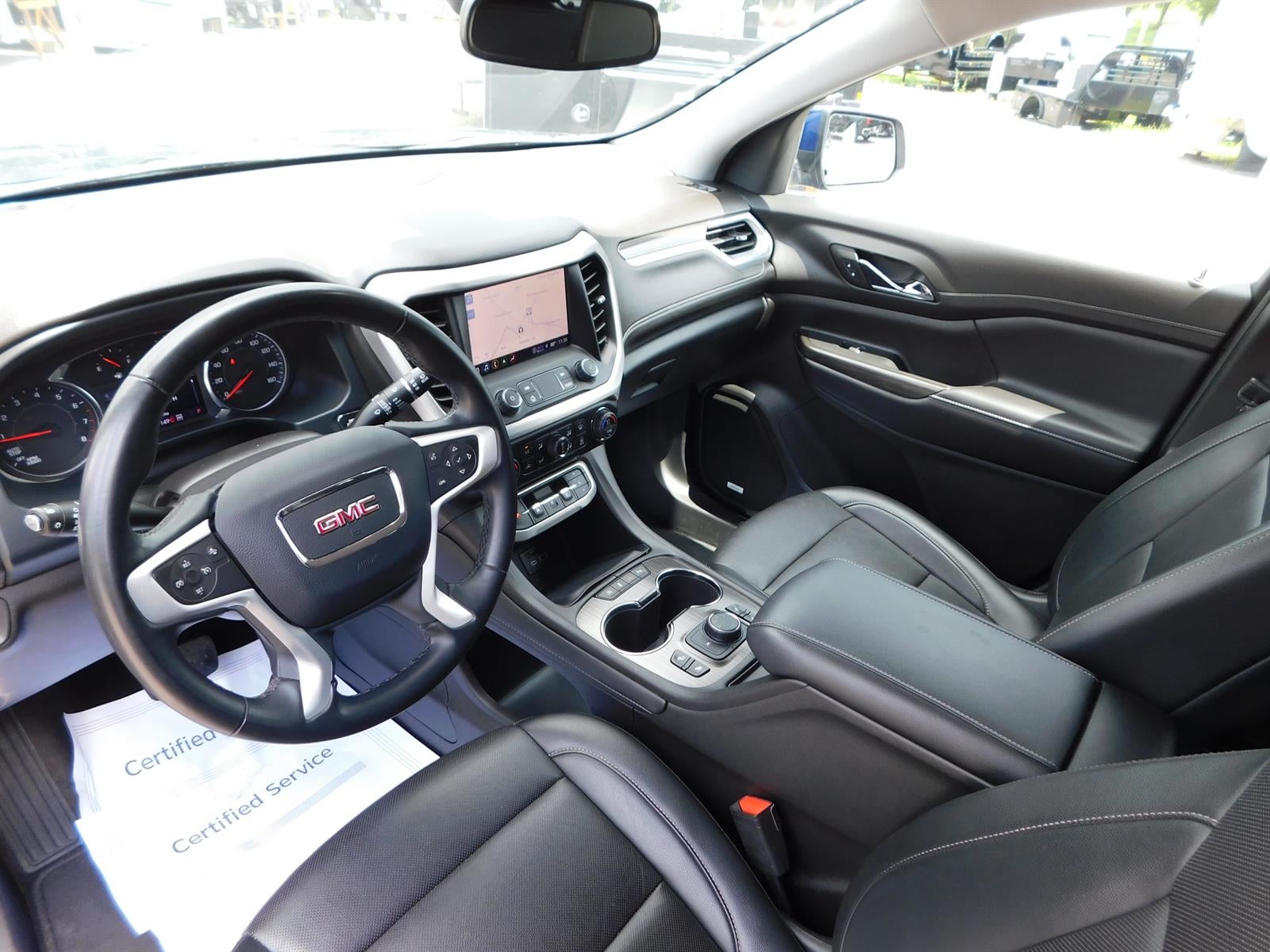 2023 GMC Acadia SLT