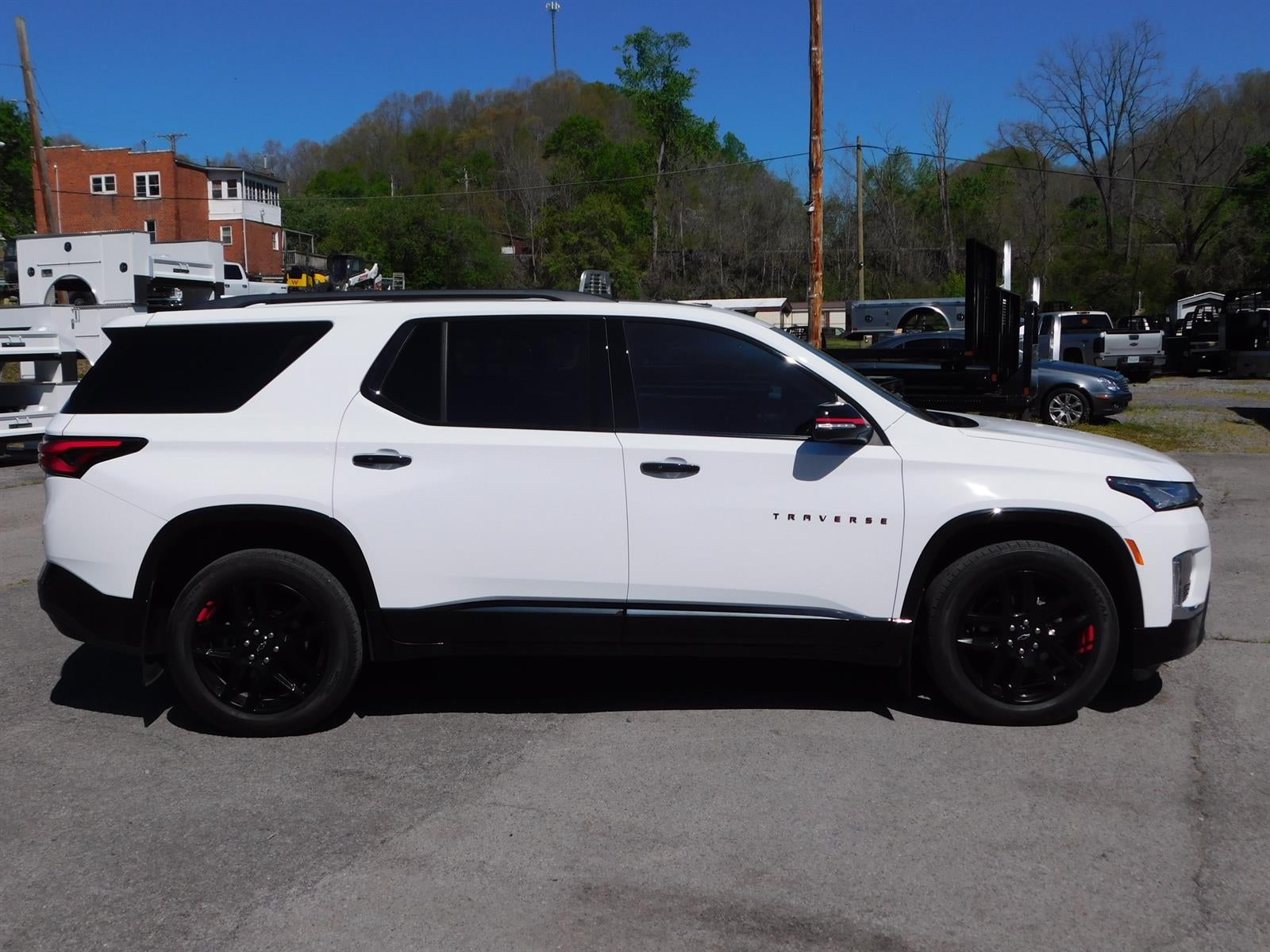 2023 Chevrolet Traverse Premier