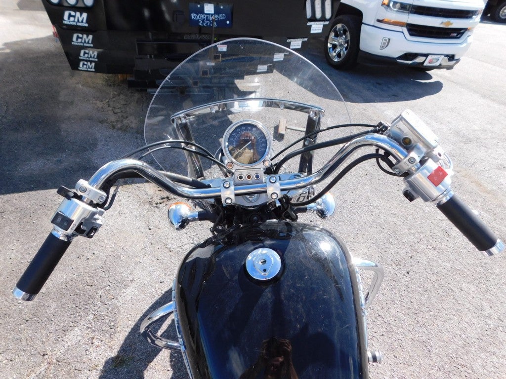 2005 Honda VT1100C Base