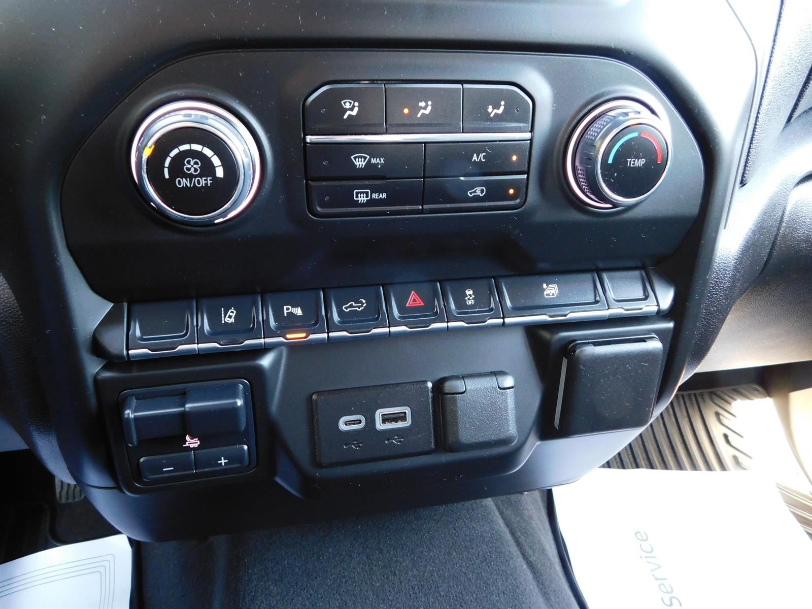 2025 Chevrolet Silverado 2500 HD Custom