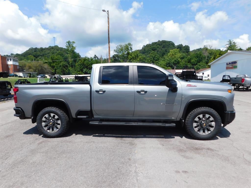 2024 Chevrolet Silverado 2500 HD Custom