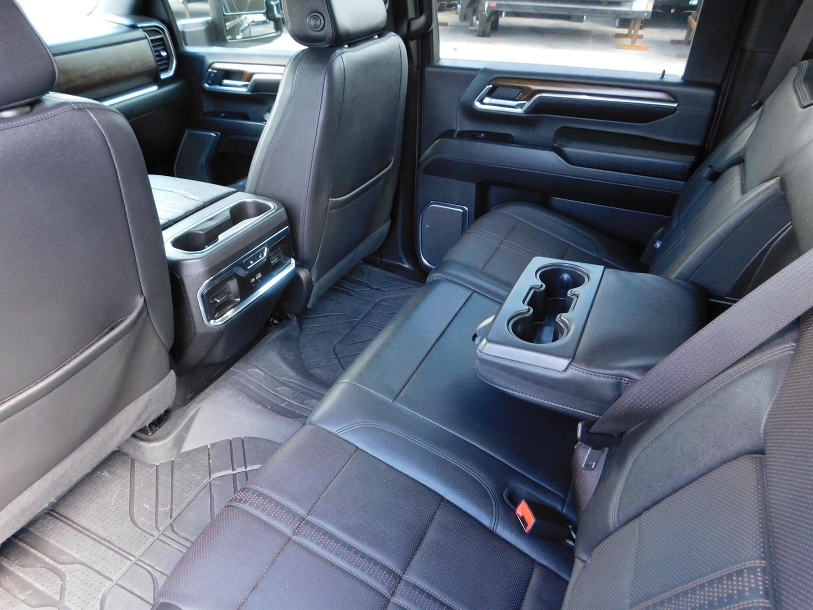 2024 Chevrolet Silverado 3500 HD High Country