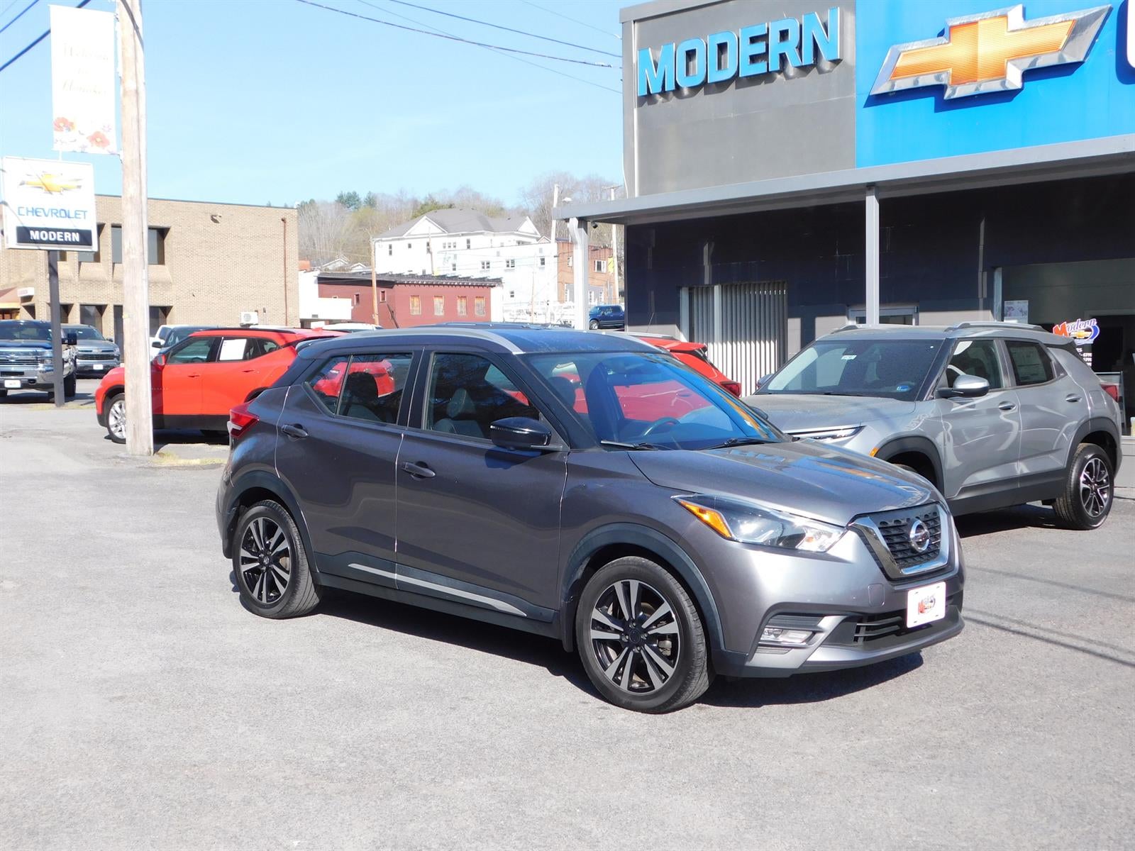 2018 Nissan Kicks SR