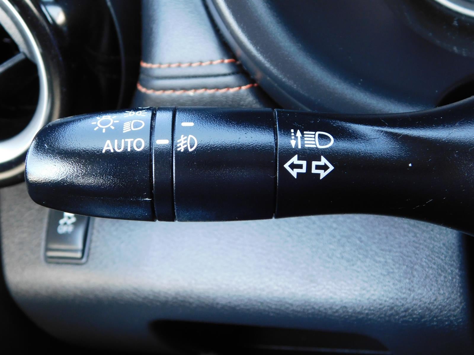 2018 Nissan Kicks SR