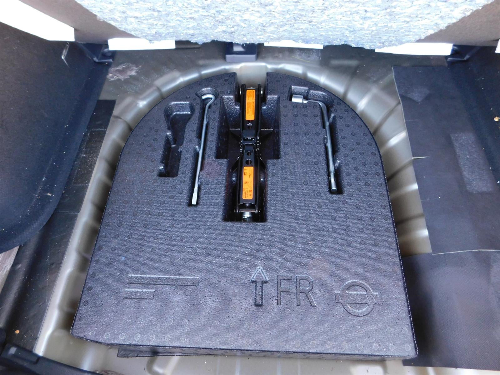 2018 Nissan Kicks SR