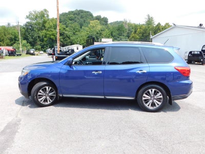 2017 Nissan Pathfinder S
