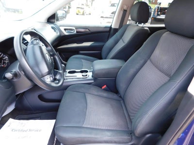2017 Nissan Pathfinder S
