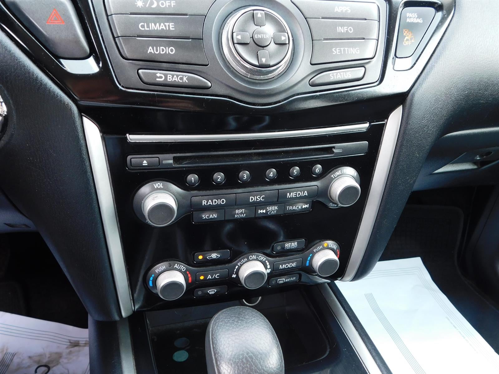 2017 Nissan Pathfinder S