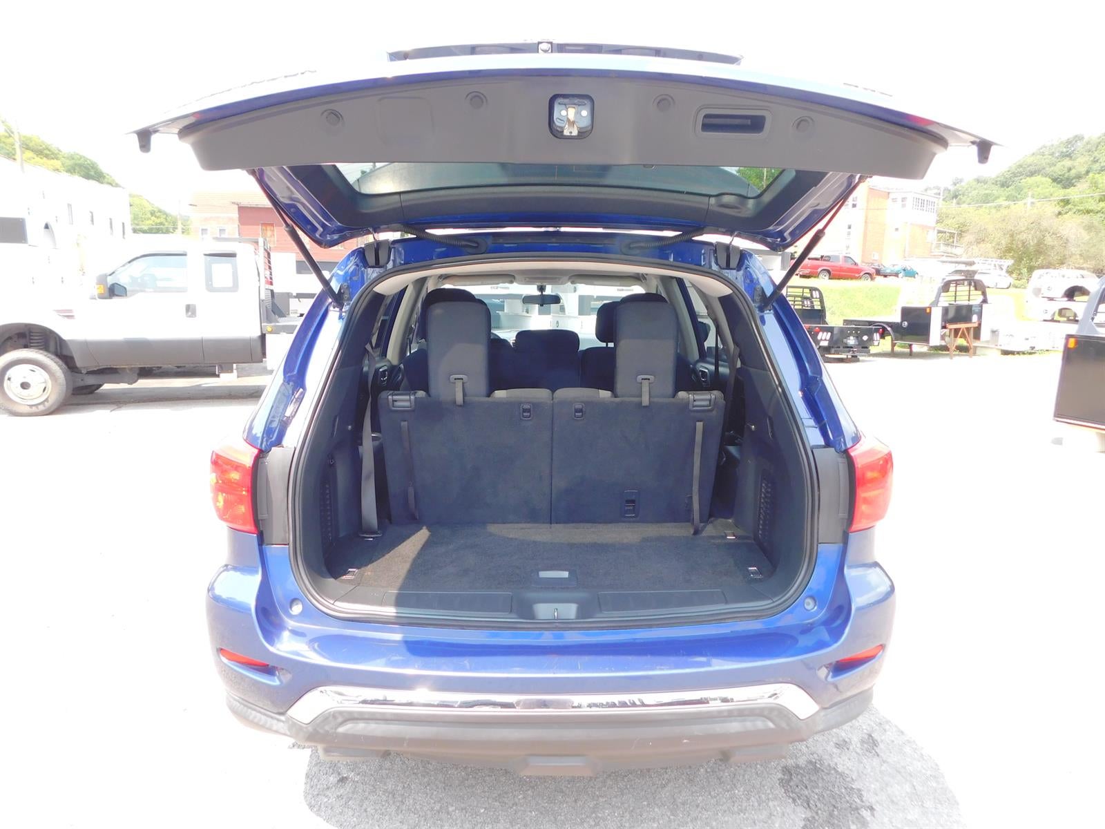2017 Nissan Pathfinder S