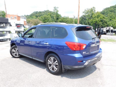 2017 Nissan Pathfinder S