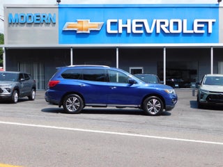 2017 Nissan Pathfinder S